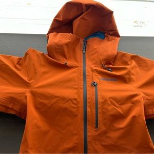 Men’s Patagonia Powder Bowl Goretex Jacket. Size Small.